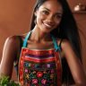 Gisely Noronha has been exploring the food industry and the world of media for the past 10 years. She is an editor and digital content creator, a chef, a pastry chef, and has worked in a variety of industrial settings. Gisely is excited to bring her sense of adventure to home kitchens everywhere, trying out every new trend along the way.